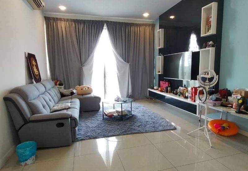 The WaterEdge Residences