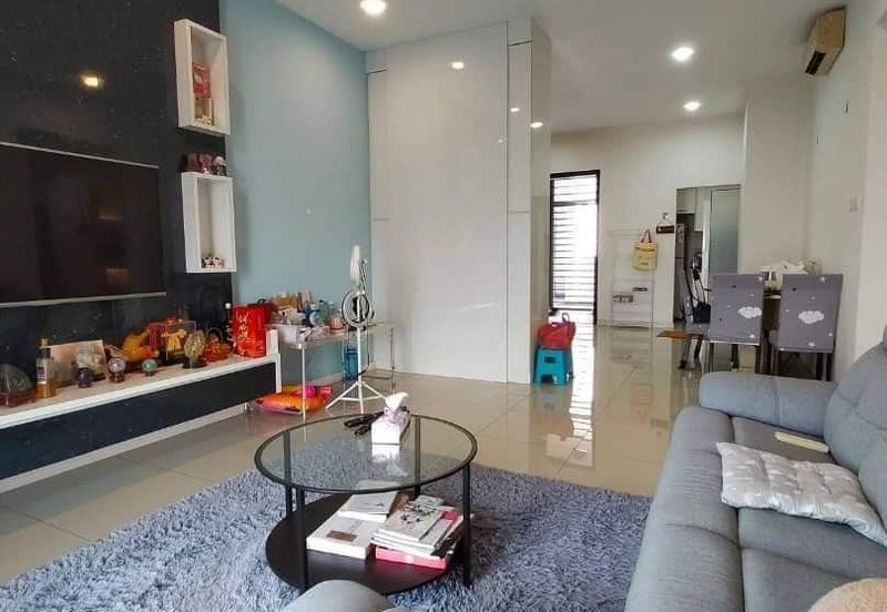 The WaterEdge Residences