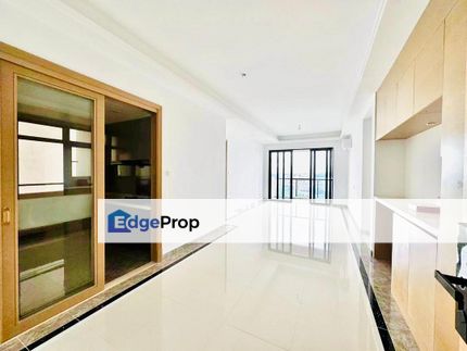 R&F Princess Cove Seine Region R&Fs Princess Coves Seines Regions, seaview & swimming pool view, Johor, Johor Bahru