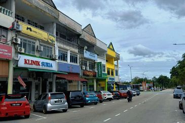 TAMAN SURIA