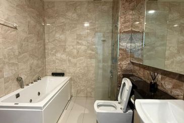 Paragon Suites @ CIQ