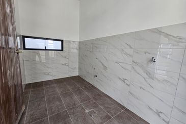 Taman Impian Emas (honeydale Residence)