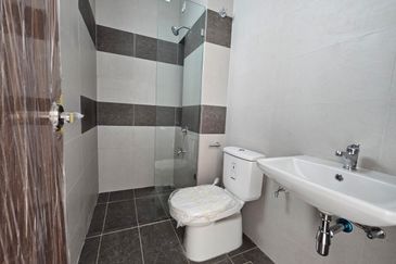 Taman Impian Emas (honeydale Residence)