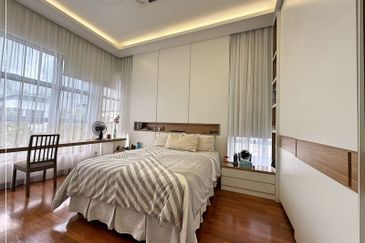 The Canal Garden South, Horizon Hills