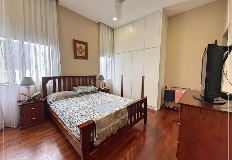 The Canal Garden South, Horizon Hills