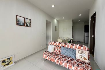 Baypoint @ Country Garden Danga Bay