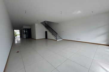 Senibong Cove Waterway Residences