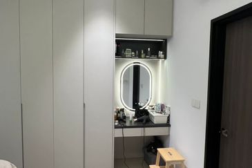 Twin Tower Residence