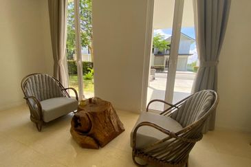 Emerald Bay @ Puteri harbour