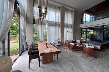 Anise Pearl @ Forest City