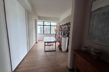 Anise Pearl @ Forest City