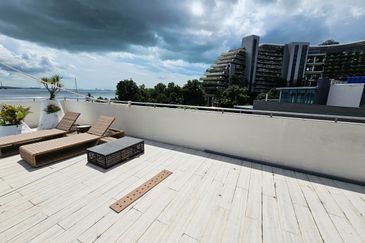 Anise Pearl @ Forest City