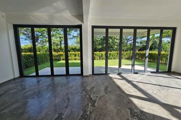 Golf & Resort Forest City, Fringe Villa