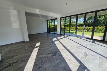 Golf & Resort Forest City, Fringe Villa