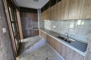 Golf & Resort Forest City, Fringe Villa