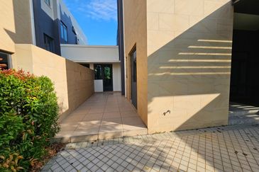 Golf & Resort Forest City, Fringe Villa