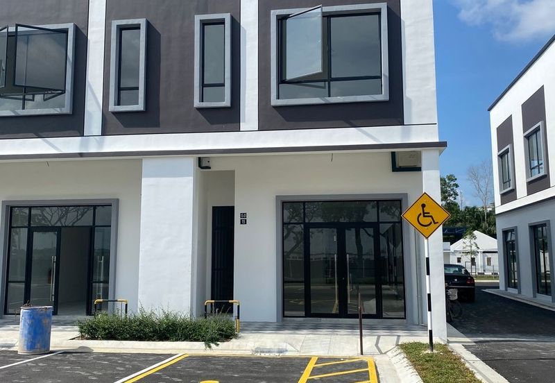 Eco Tropics Ecos Tropics, Facing main road, Endlot, Unblock view 