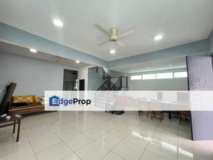 D'Grande D'Grandes, Renovated unit, Balcony full extended , Johor, Johor Bahru