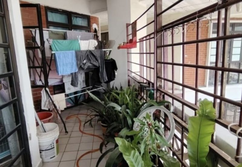 Tanjung Puteri Condominium