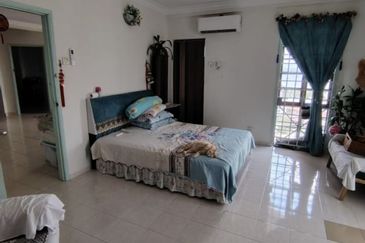 Tanjung Puteri Condominium