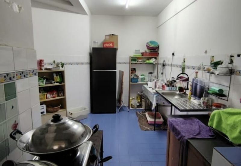 Tanjung Puteri Condominium