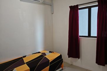 Ujana Executive Apartment