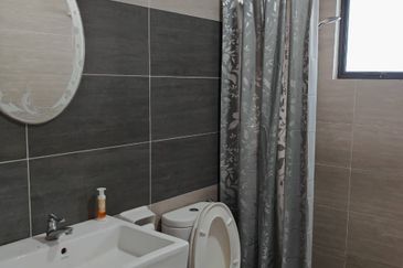 Ujana Executive Apartment