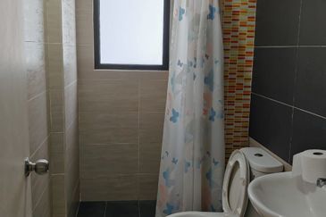 Ujana Executive Apartment