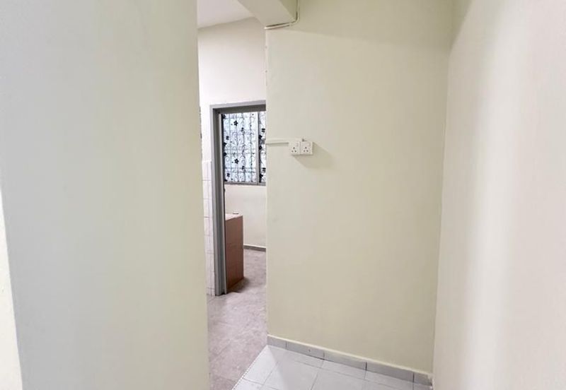 Sri Kenari Apartment