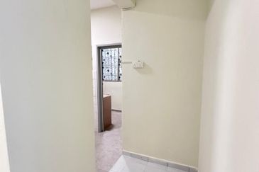 Sri Kenari Apartment