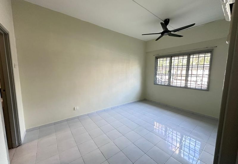 Sri Kenari Apartment