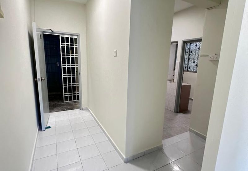 Sri Kenari Apartment