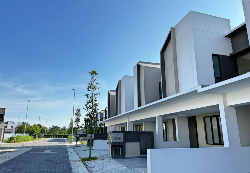 Sunway Citrine Lakehomes