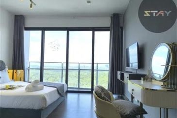Almas Suites @ Puteri Harbour
