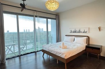 Almas Suites @ Puteri Harbour