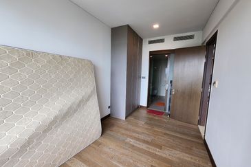 Puteri Cove Residences