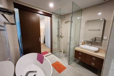 Puteri Cove Residences