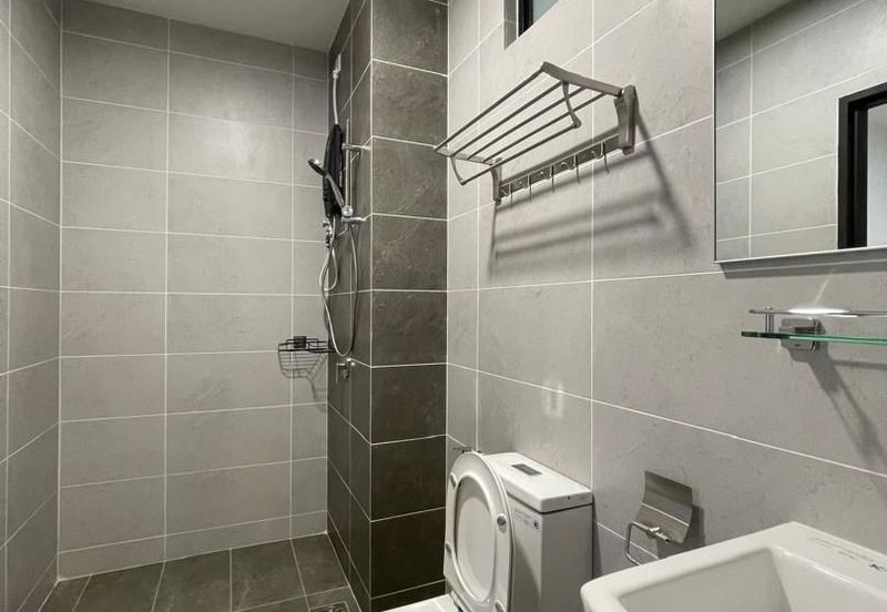 Twin Towers, Ratu Mutiara