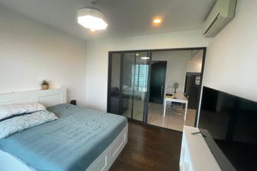 Almas Suites @ Puteri Harbour