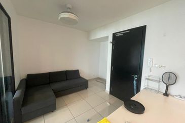 Almas Suites @ Puteri Harbour