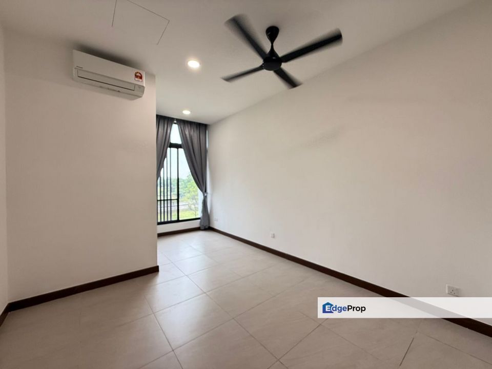 Aurora Sentral Auroras Sentrals, Brand New Unit , Johor, 