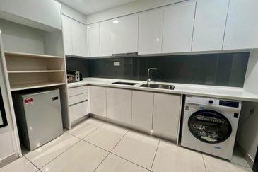 Almas @ Puteri Harbour