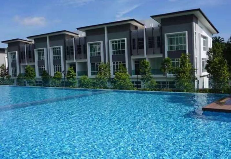 D'Suites , Akasia Horizon