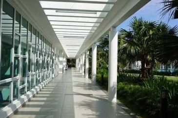 D'Suites , Akasia Horizon