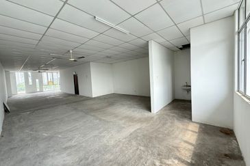 Kota Putri Kota Putris 4 Storey Shoplot 