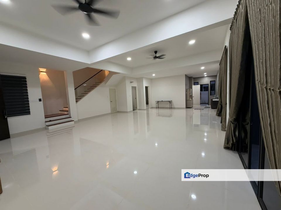 Danga Sutera Dangas Suteras, GNG, Brand New Unit , Johor, Skudai