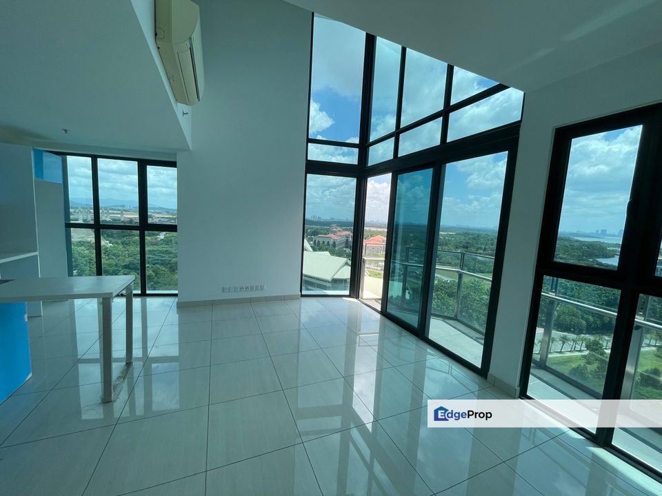 Almas Suites Almass Suitess, Duplex type, Corner, Brand New Unit , Johor, 