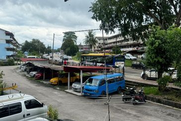 Flat Taman Ungku Tun Aminah