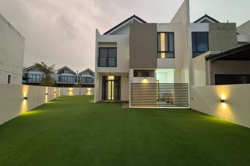 Avira Garden Terraces @ Medini