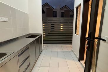 Avira Garden Terraces @ Medini